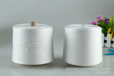 China Virgin Polyester Staple Spun Yarn Raw White Ne 30 / 1 Polyester Spun Yarn proveedor