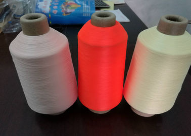 China La droga torcida teñió el hilado de nylon 70D/24F/2 de DTY para los calcetines que tejían, semi embotado proveedor