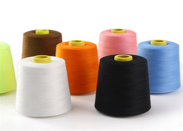 China El 100% colorido teñido hizo girar el hilado 30/2 del hilo del poliéster para el hilado/los vestidos de la camiseta proveedor