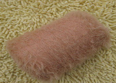 Longitud de lujo del hilo para obras de punto los 4cm del 100% de la pluma suave del nilón para la bufanda del invierno, Eco - amistoso proveedor