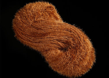 Longitud de lujo del hilo para obras de punto los 4cm del 100% de la pluma suave del nilón para la bufanda del invierno, Eco - amistoso proveedor